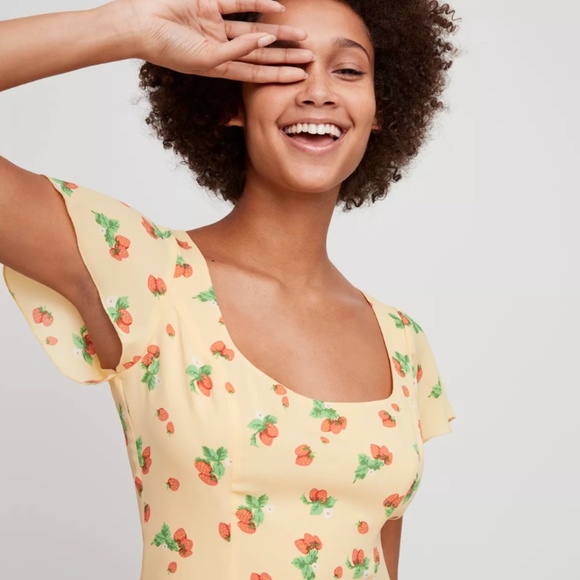 Aritzia Sunday Best Raelyn Mini Yellow Strawberry Dress - Picture 8 of 9